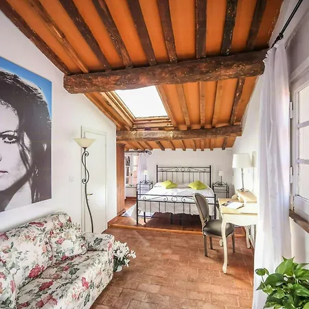 Historic With And Sea Views Massarosa